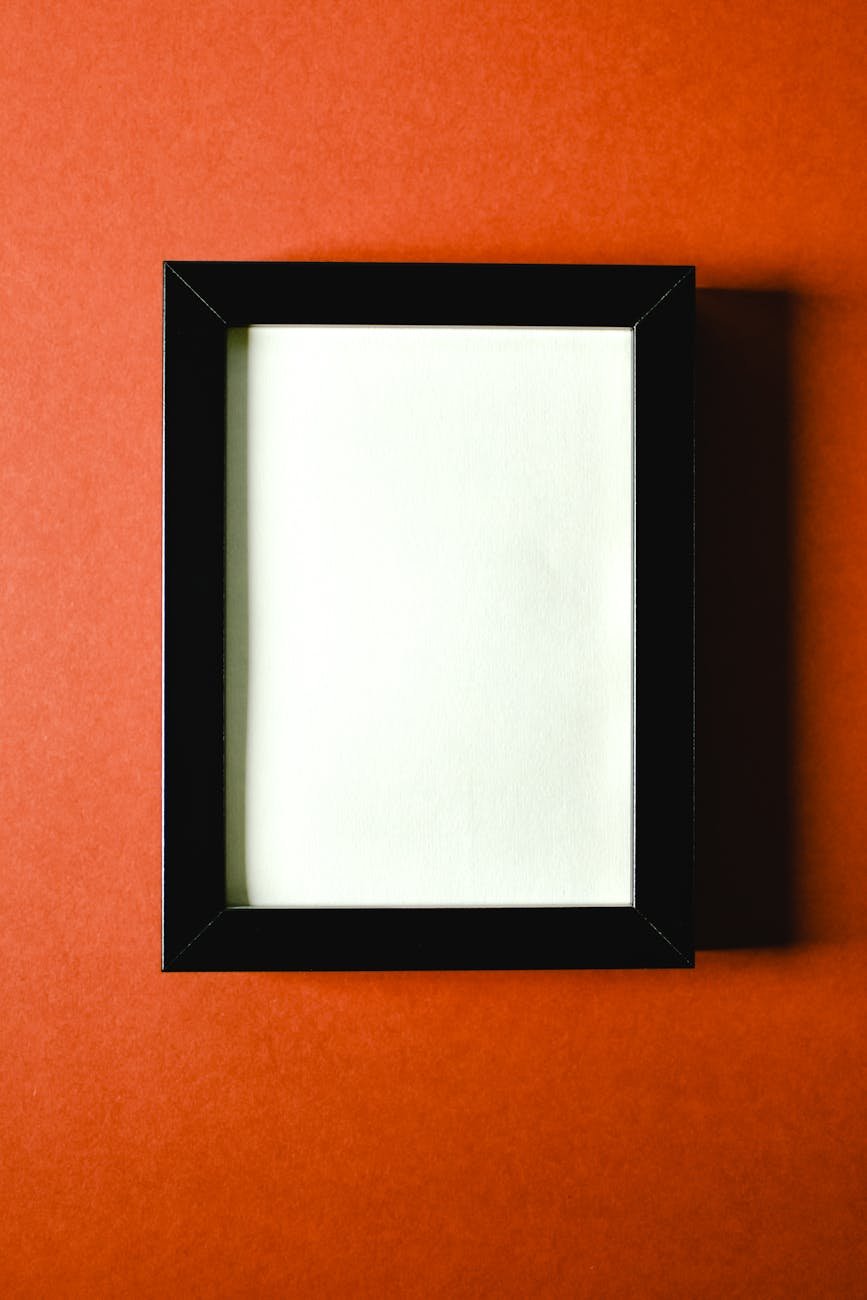 Best Digital Photo Frames 2026: Top 3 Amazon Bestsellers Tested