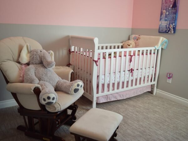 Babyzimmer Deko neutral: Zeitlose Ideen für jedes Baby