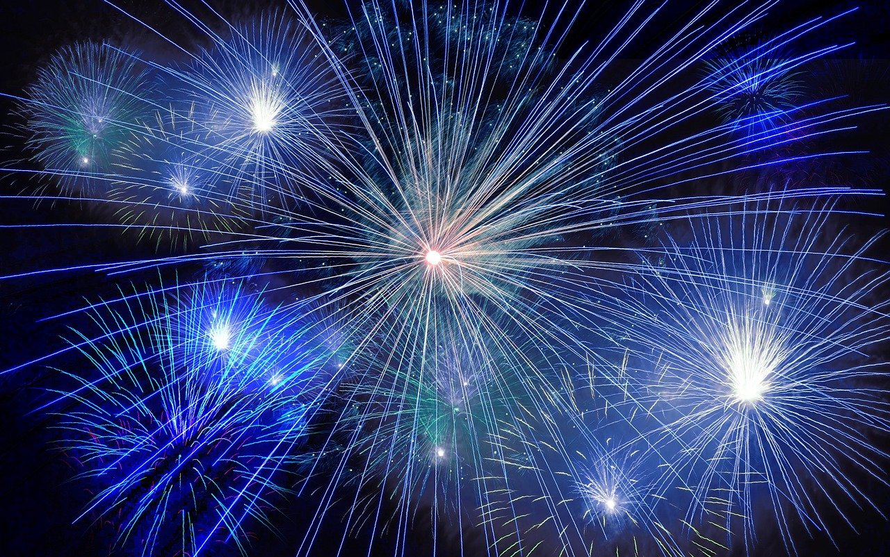 Feuerwerk mit Baby anschauen ab wann: die wichtigsten Fragen — Hero-Aufnahme