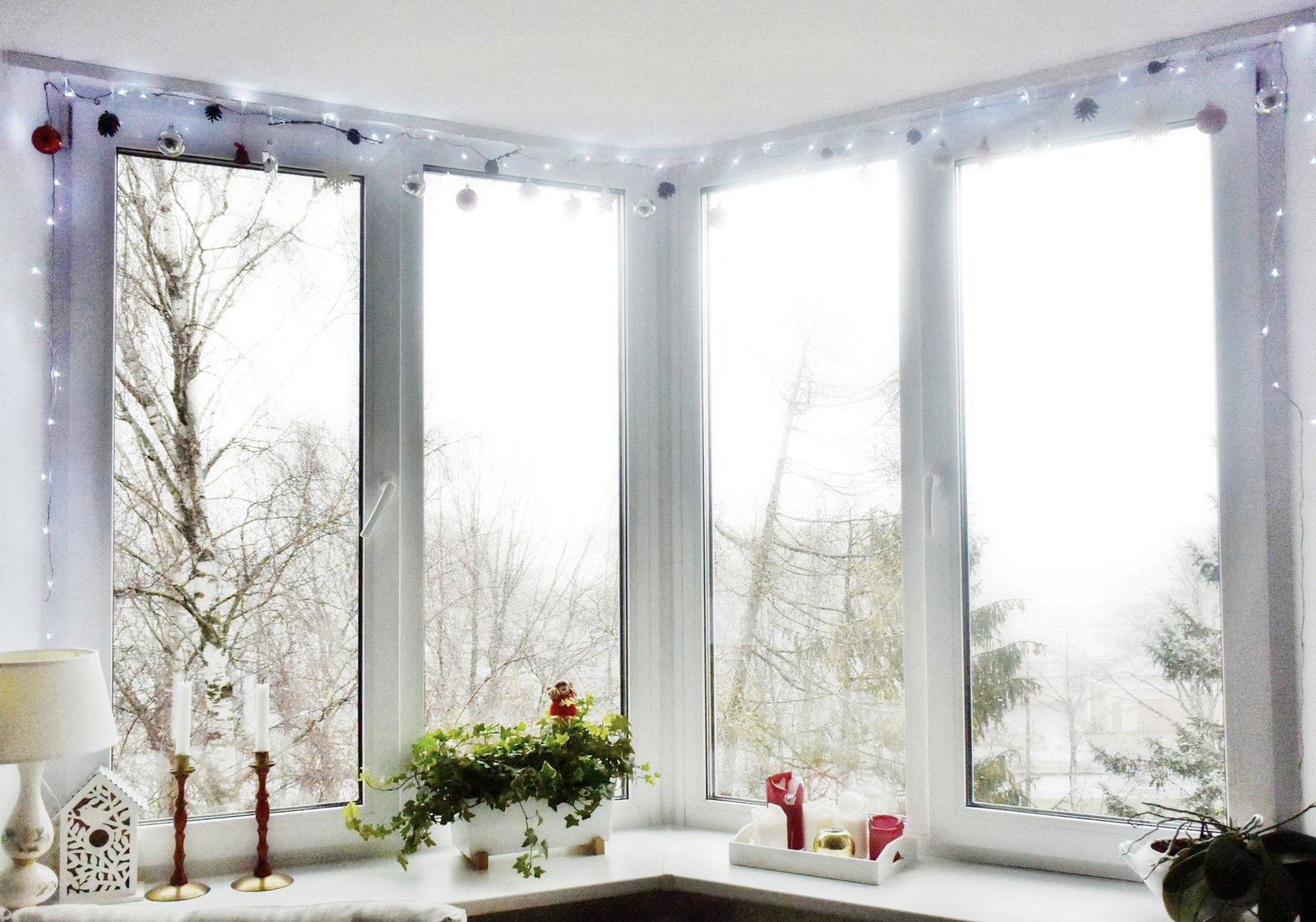 Weihnachtsdeko Fenster: die wichtigsten Fragen — Hero-Aufnahme